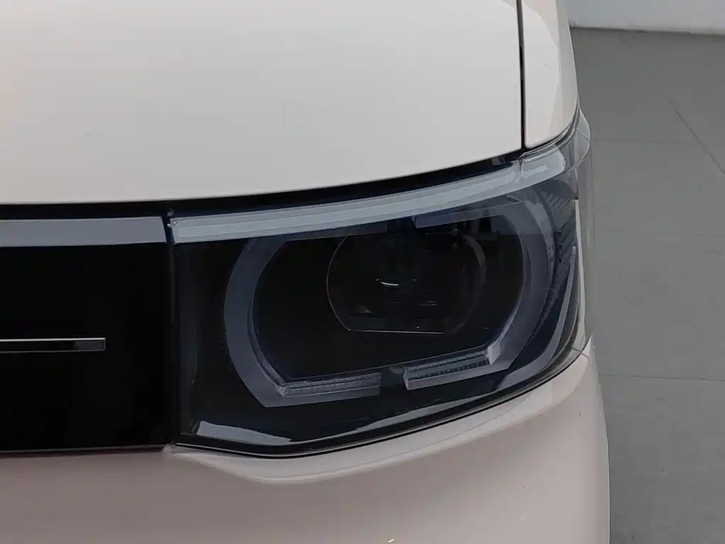 Wuling MINIEV — миниатюра 7