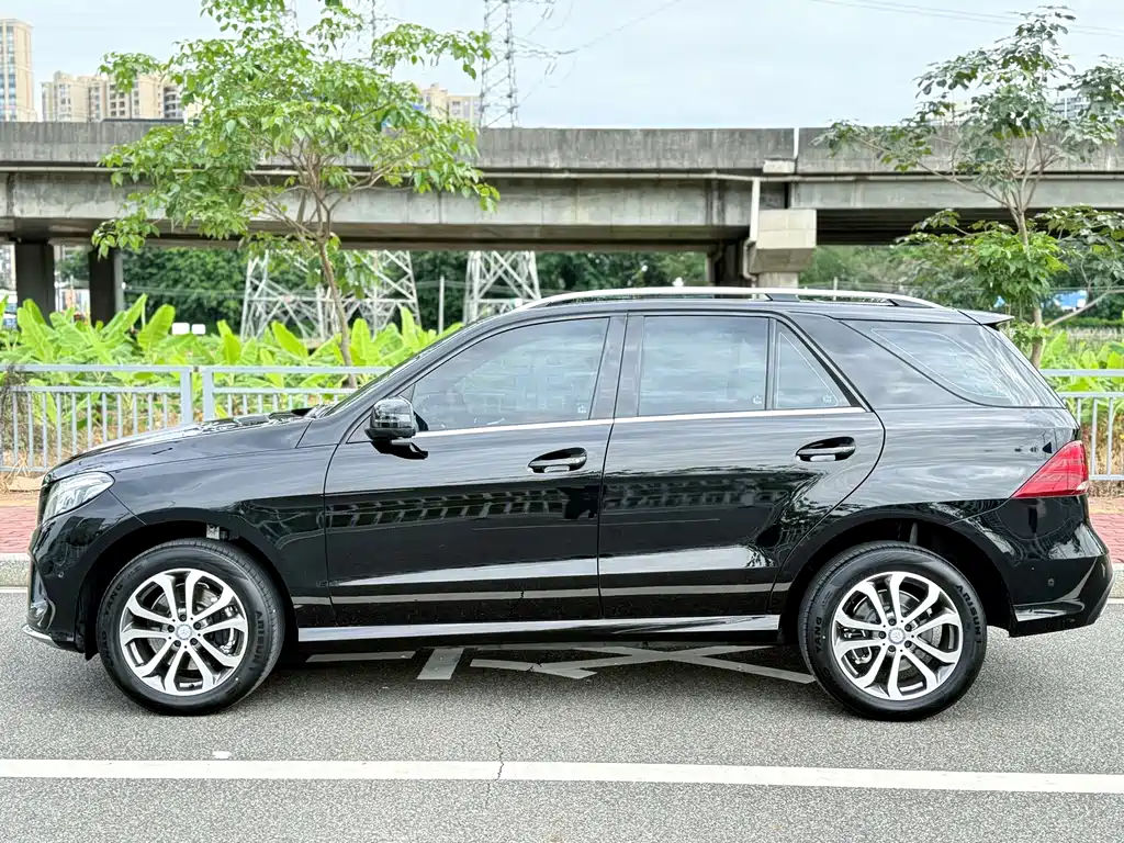 Mercedes-Benz GLE 2017 GLE 320 4MATIC