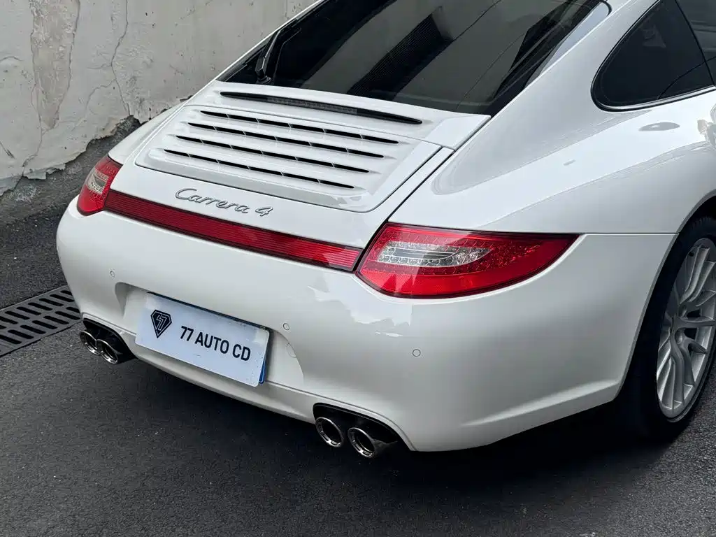 Porsche 911 2010 Carrera 4 3.6L