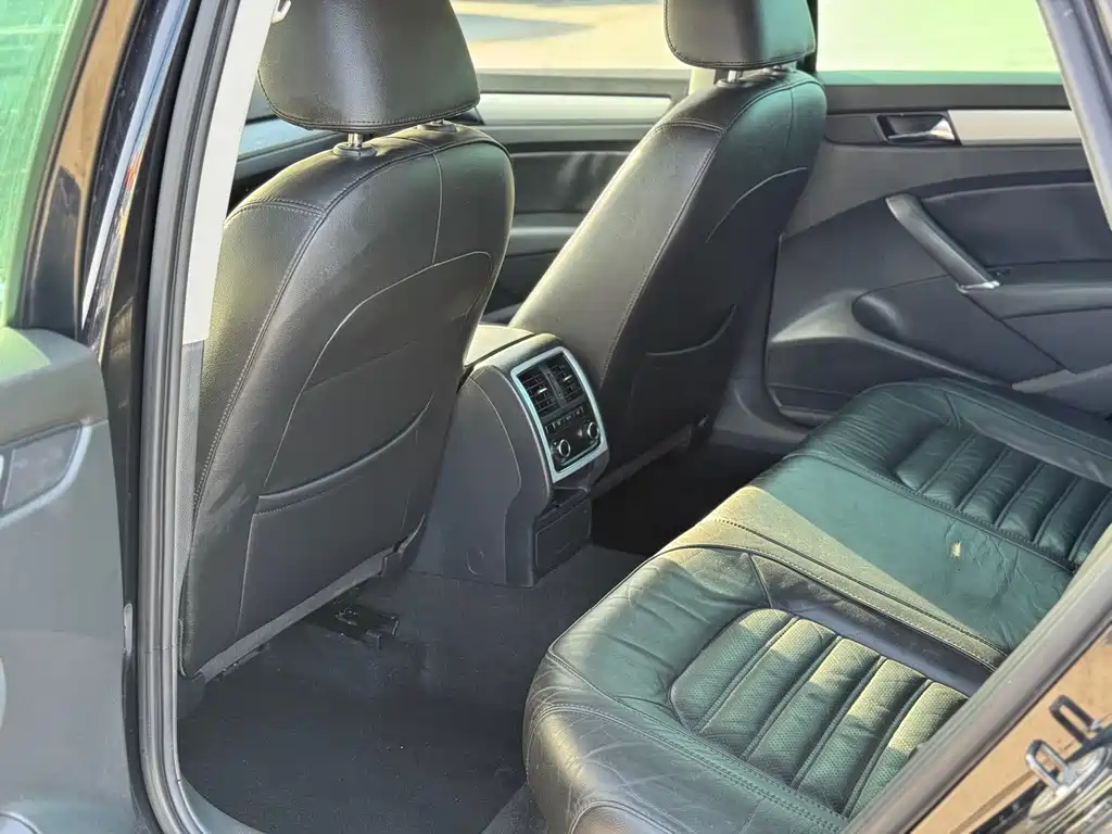Volkswagen Passat 2013 1.8TSI DSG