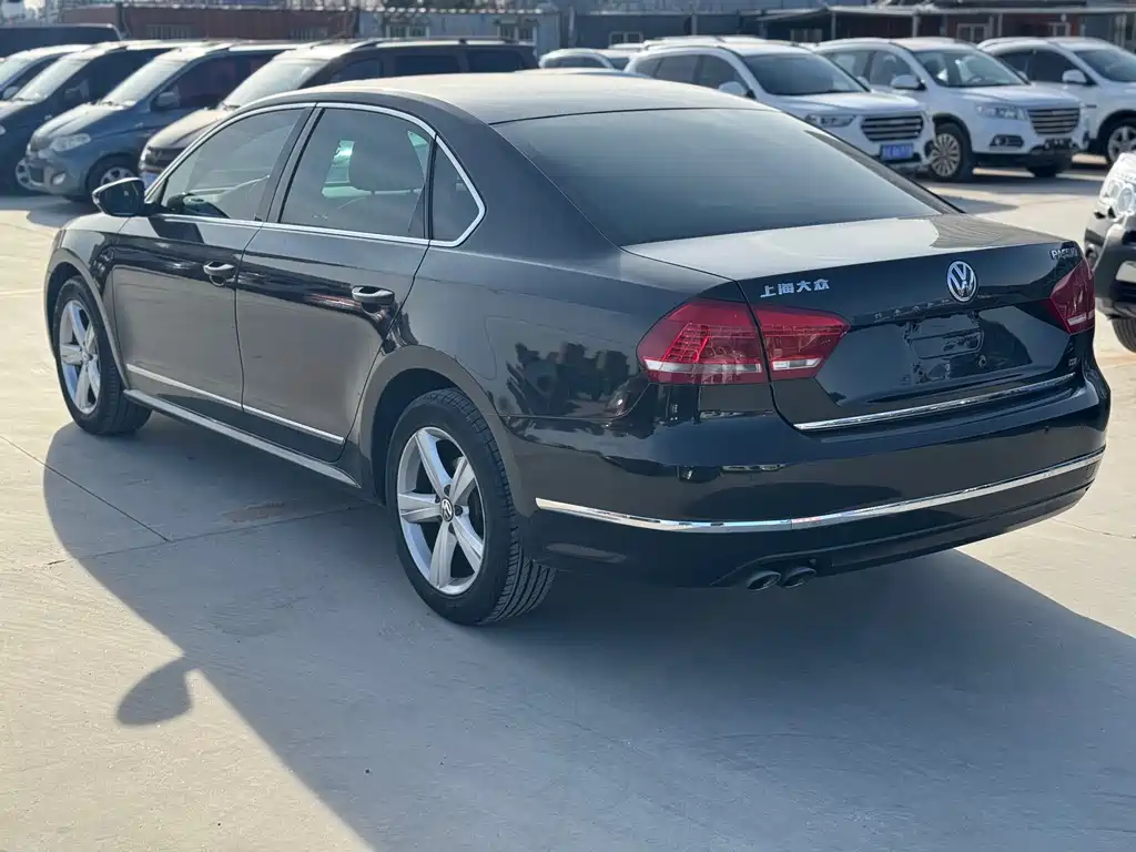 Volkswagen Passat 2013 1.8TSI DSG