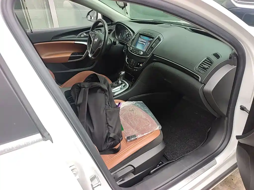 Buick Regal — миниатюра 18