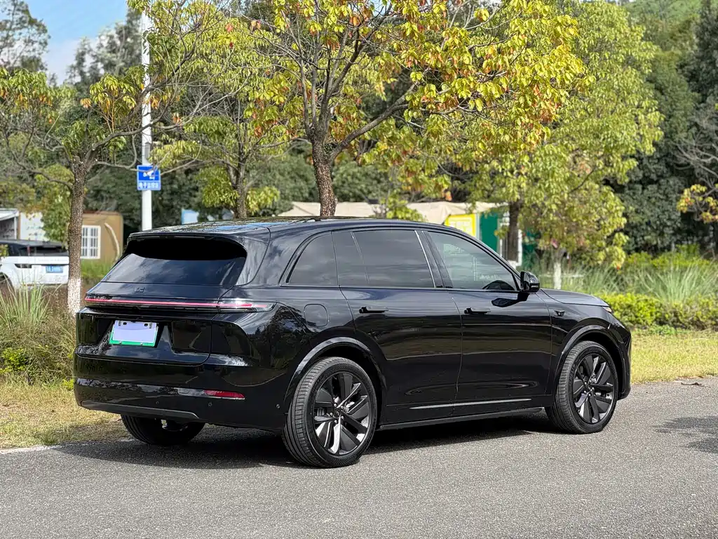 Li Auto IDEAL L7