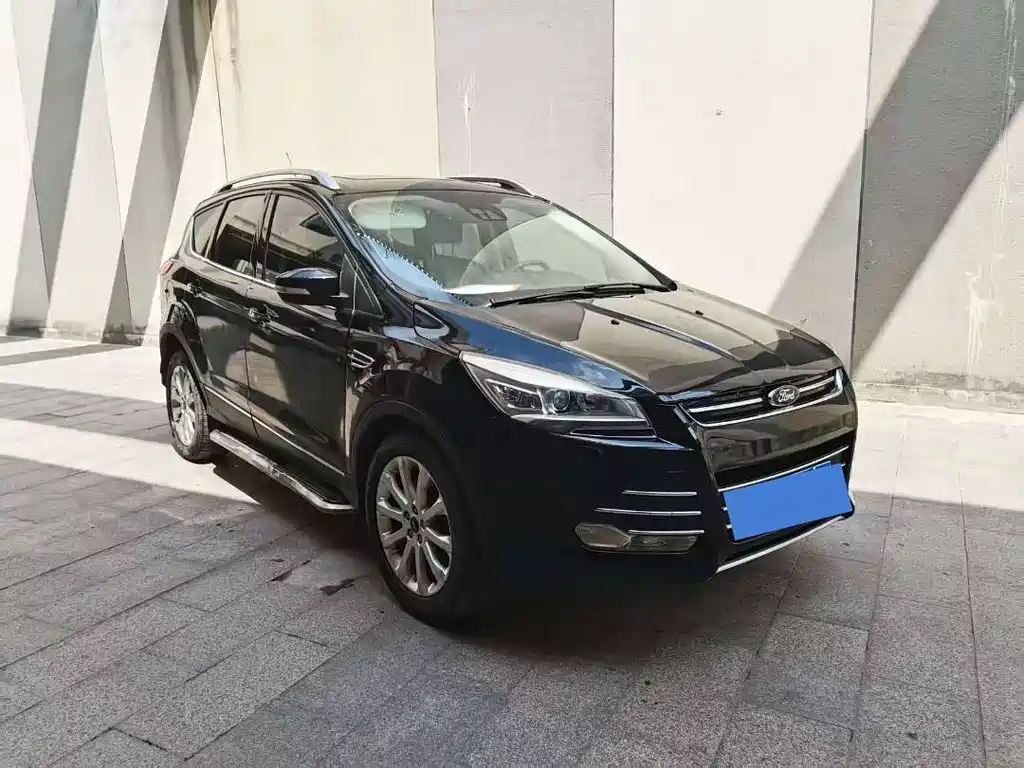 Ford Kuga 2014