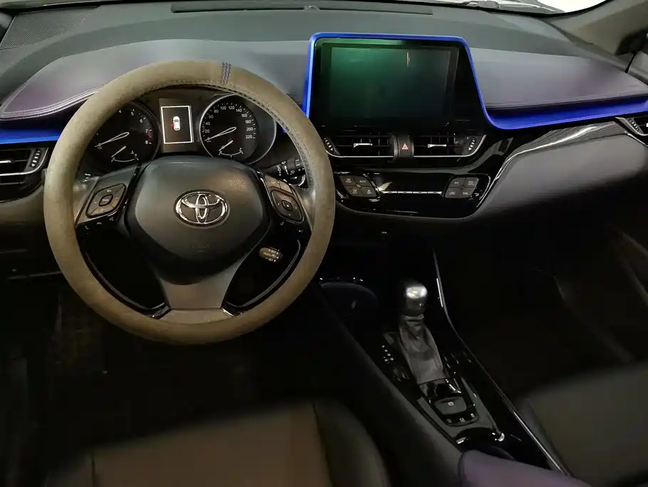 Toyota C-HR — миниатюра 12