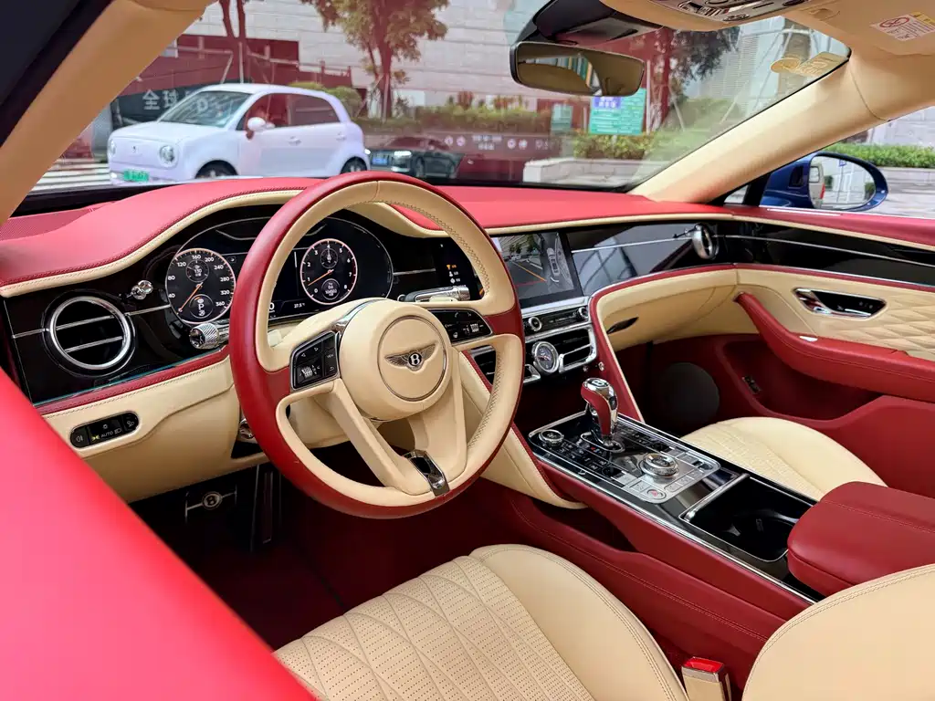 Bentley Flying Spur — миниатюра 7