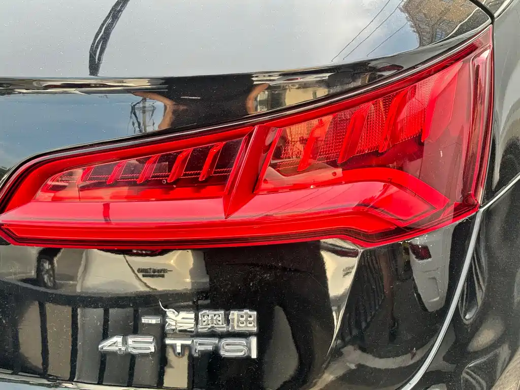 Audi Q5L — миниатюра 27
