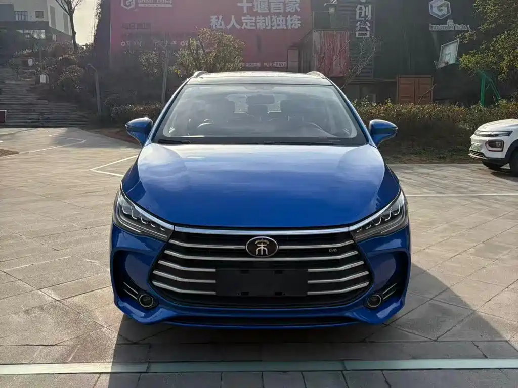 BYD SONG MAX