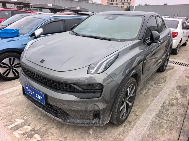 Lynk & Co 05