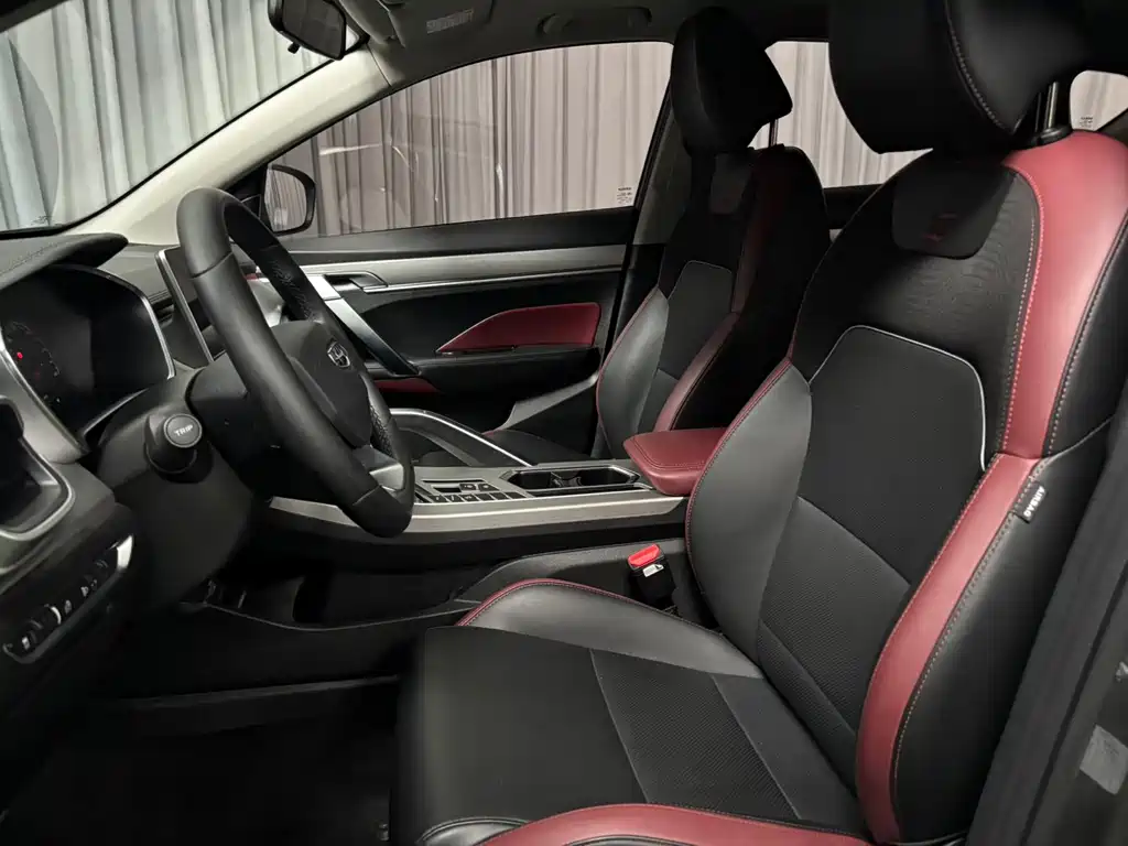 Geely Binyue — миниатюра 8