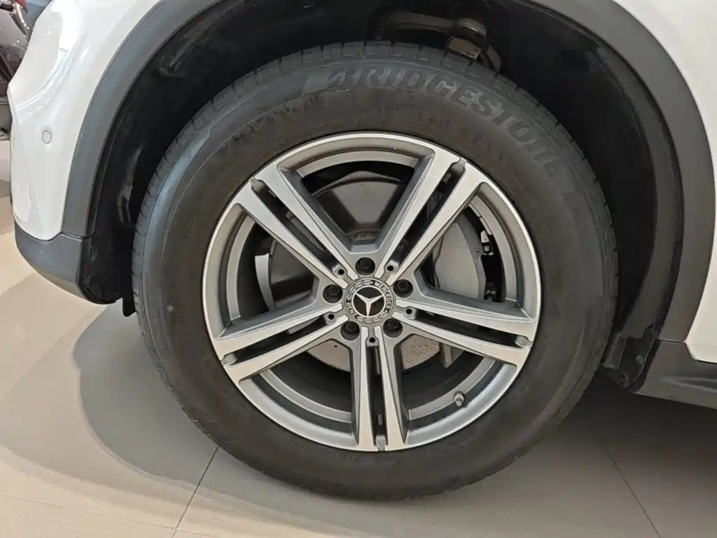 Mercedes-Benz GLC — миниатюра 23