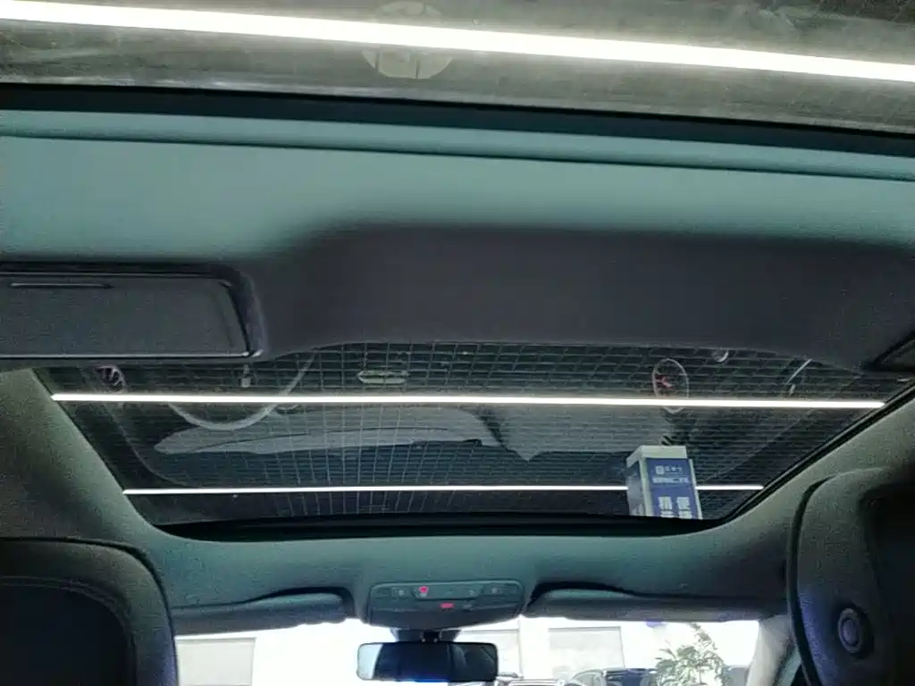 Mercedes-Benz E-Class — миниатюра 18