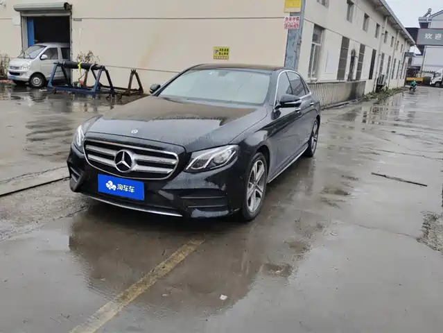 MERCEDES BENZ E CLASS 2020