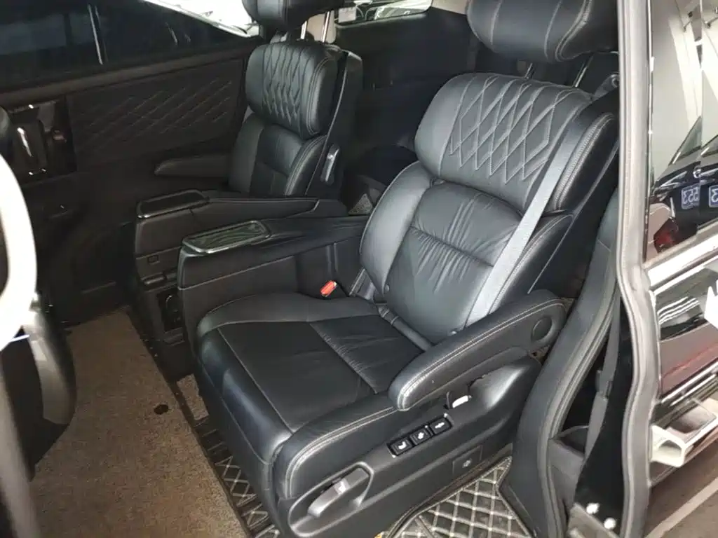 Honda Elysion — миниатюра 17