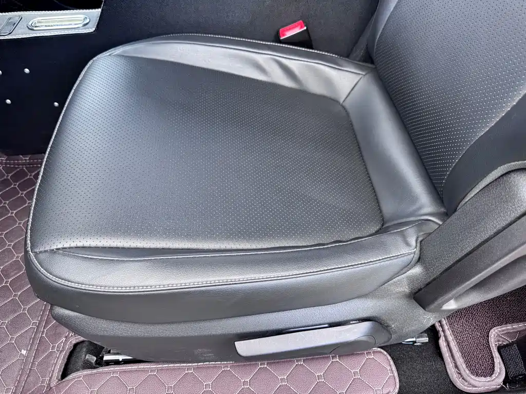 Baojun KiWi EV — миниатюра 7
