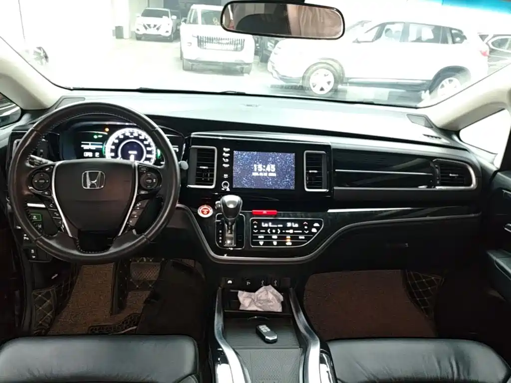 Honda Elysion — миниатюра 10