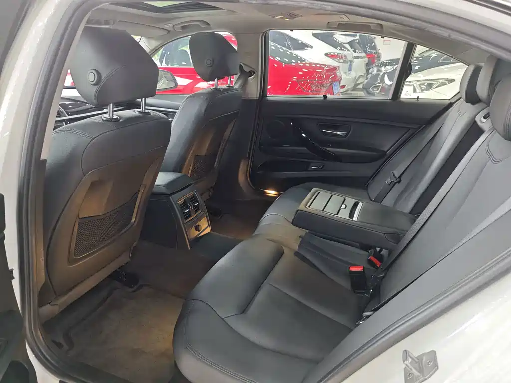 BMW 3 Series — миниатюра 9