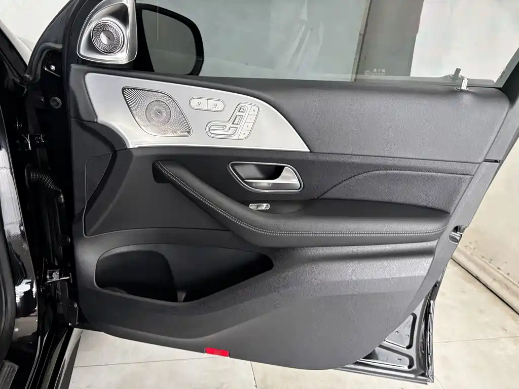 Mercedes-Benz GLE Coupe — миниатюра 26