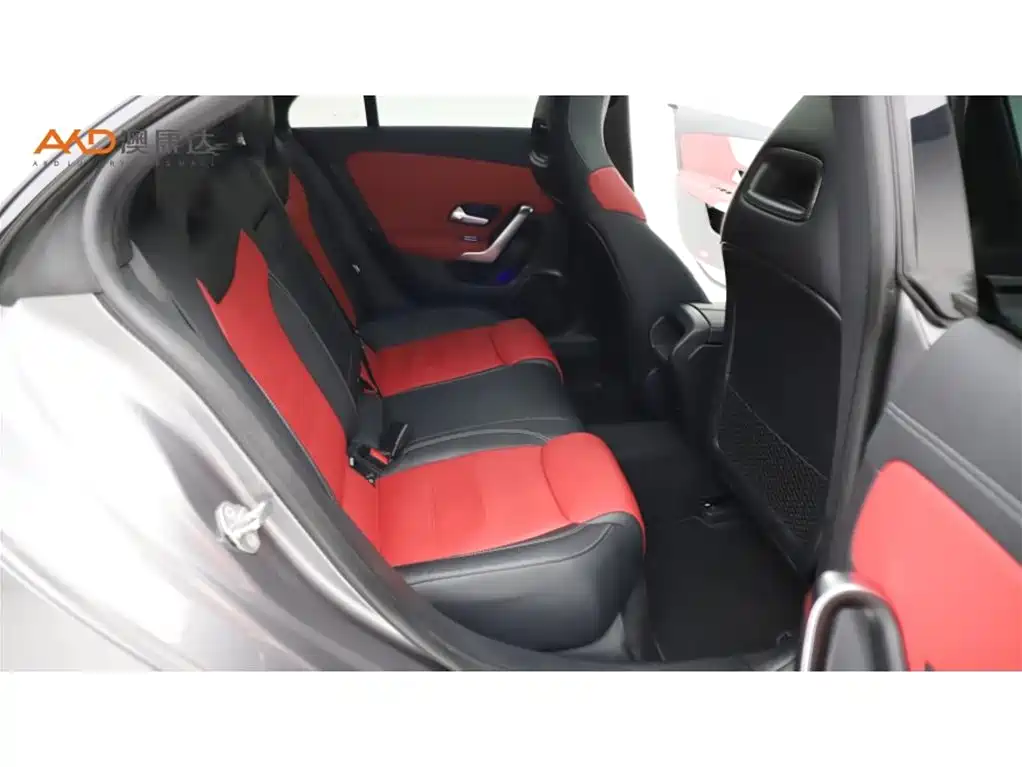 Mercedes-Benz CLA AMG — миниатюра 8