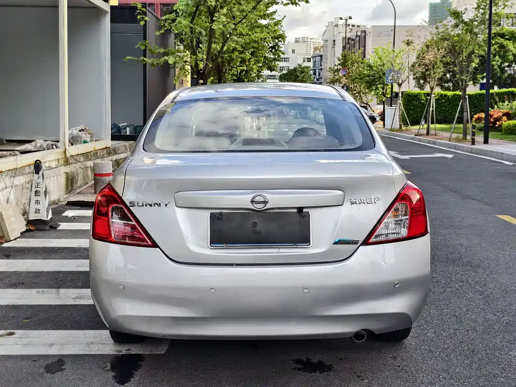 Nissan Sunny 2011 1.5XE CVT Comfort