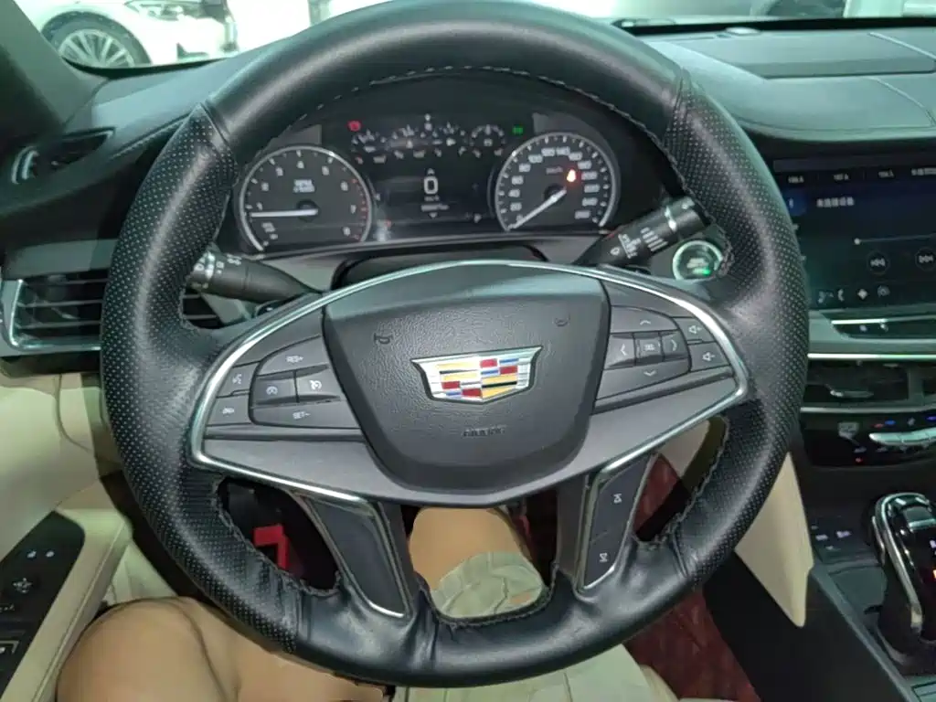Cadillac CT6 — миниатюра 11