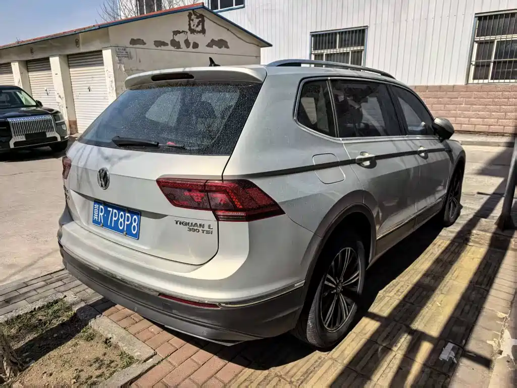 Volkswagen Tiguan L — миниатюра 4
