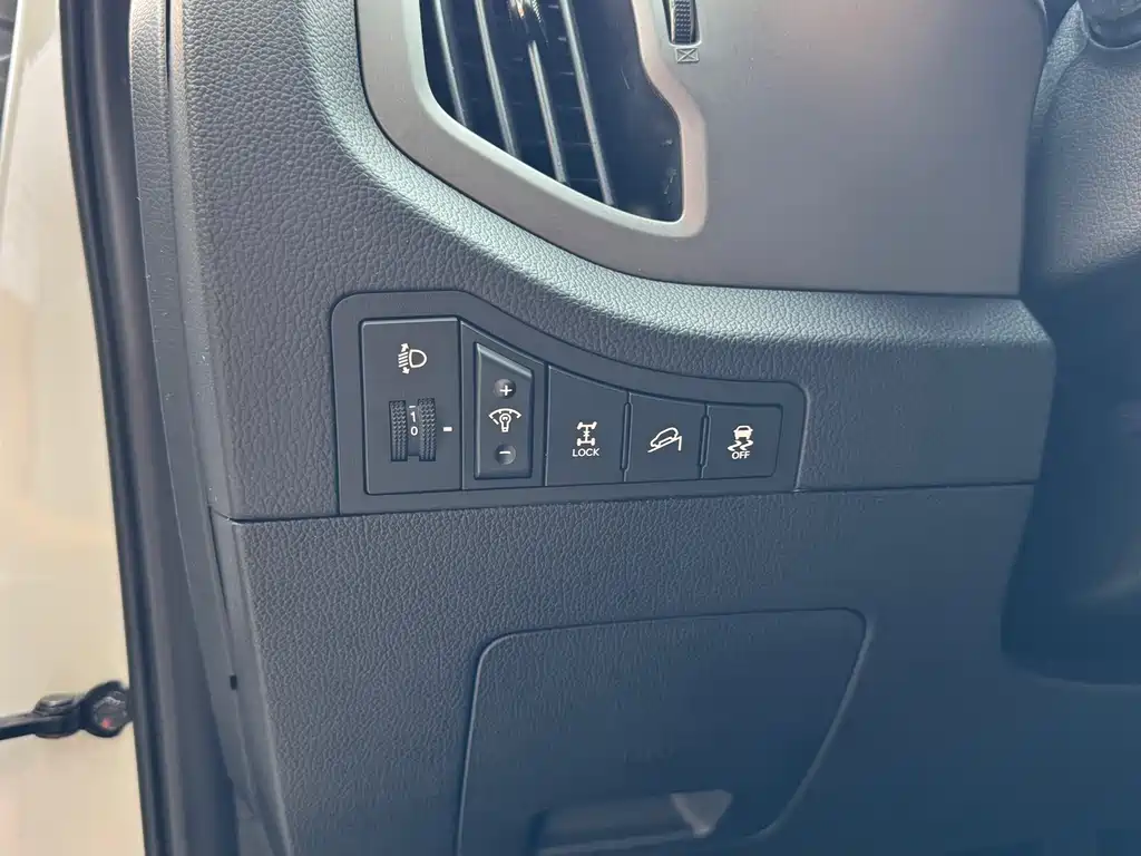 Kia Sportage — миниатюра 11
