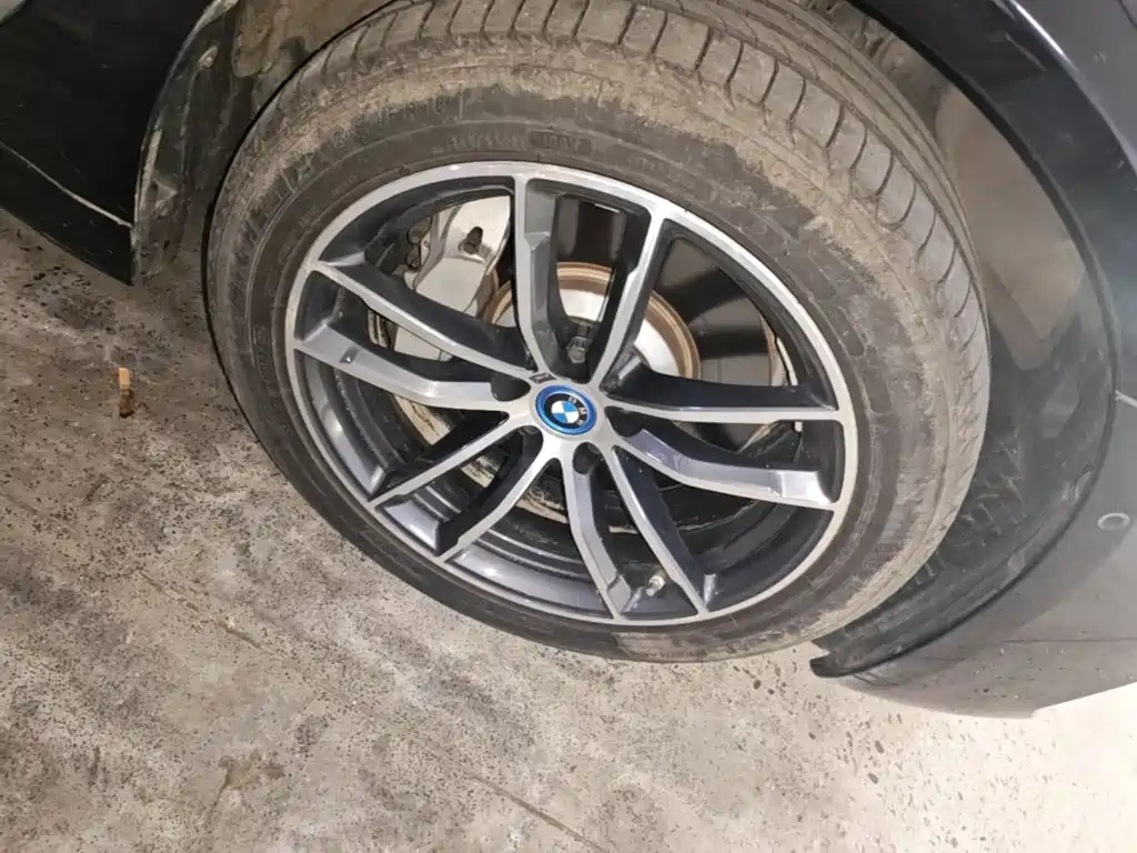 BMW 5 Series New Energy — миниатюра 14