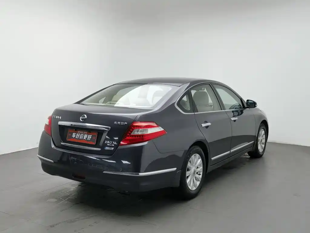 Nissan Teana — миниатюра 2