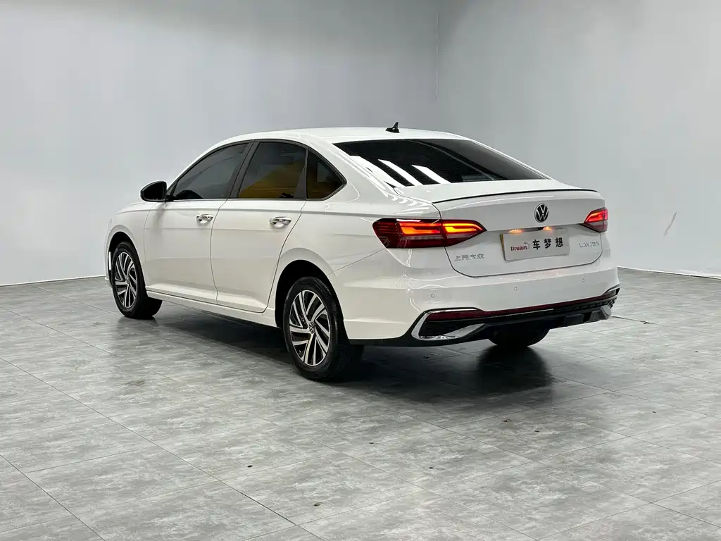 Volkswagen Lavida 2024 300TSI DSG