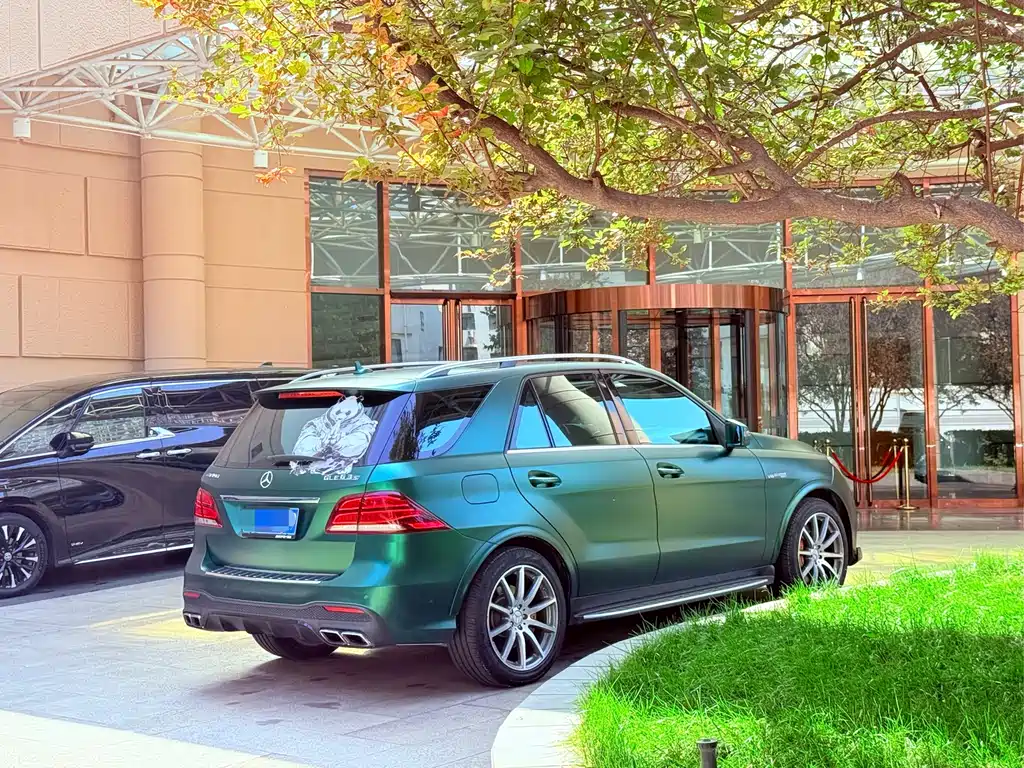 MERCEDES-BENZ GLE AMG