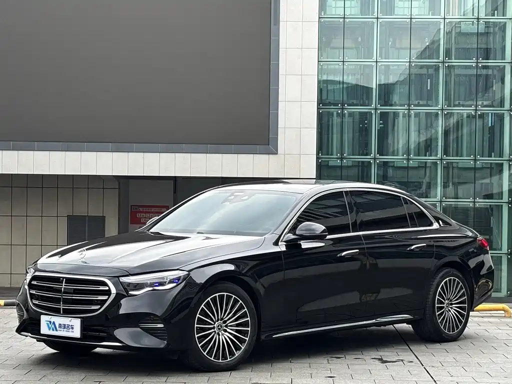 Mercedes-Benz E-Class 2025