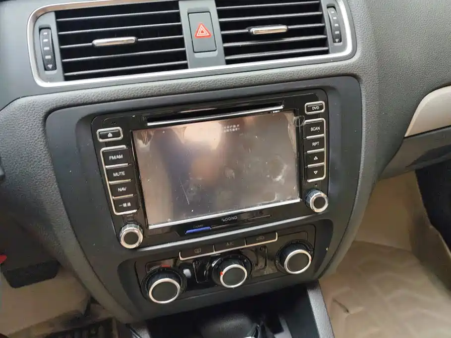 Volkswagen Sagitar — миниатюра 13