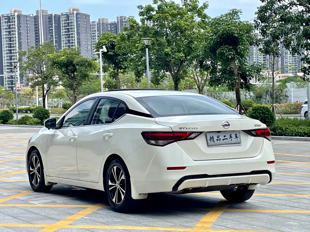 Nissan Sylphy 2021 1.6L XL CVT Enjoy
