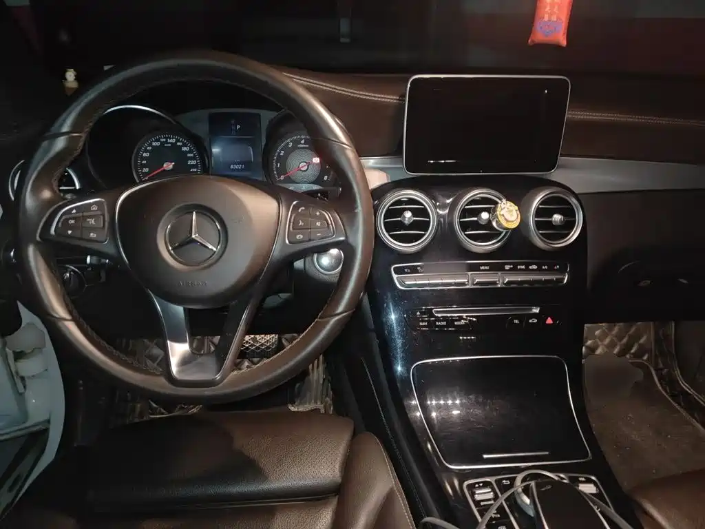 Mercedes-Benz GLC — миниатюра 10