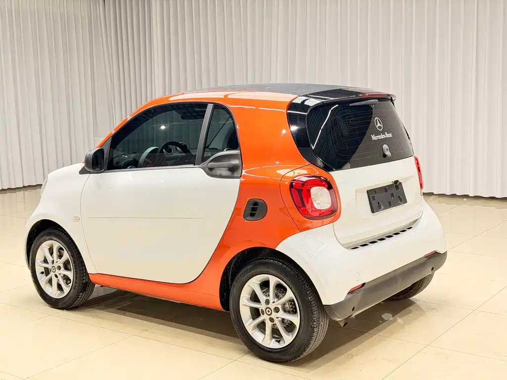 smart Smart Fortwo — миниатюра 4
