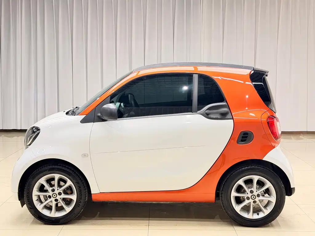 smart Smart Fortwo — миниатюра 3