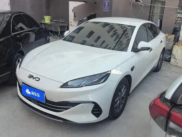 2025 BYD Seal