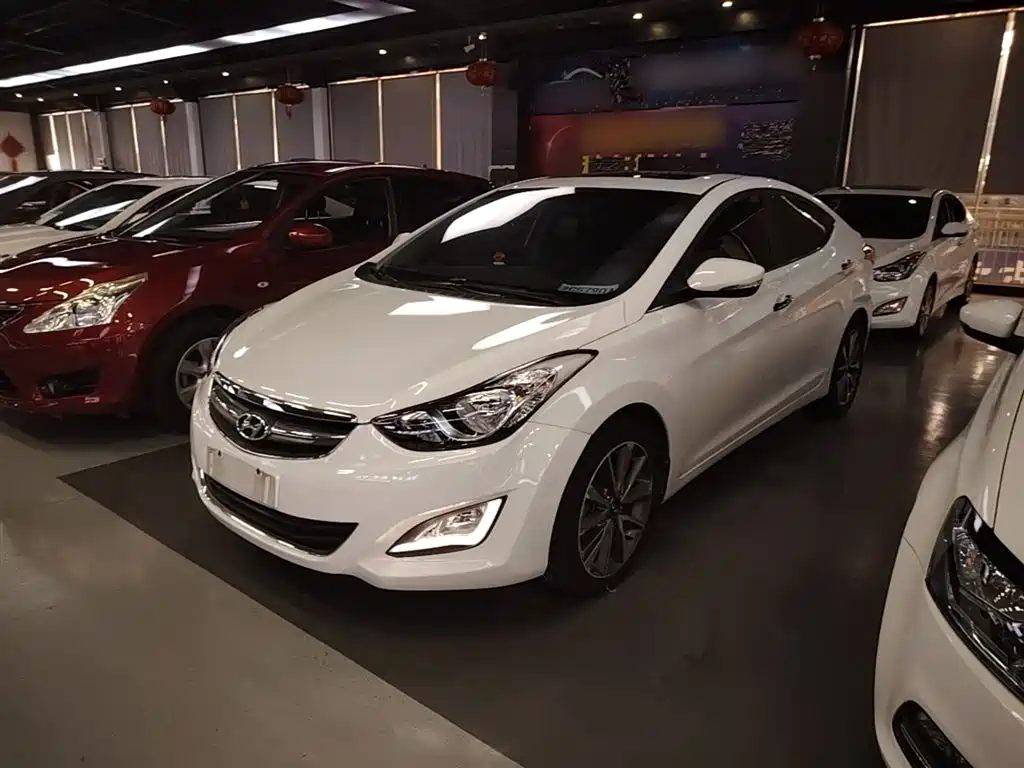 Hyundai Elantra Langdong 2015
