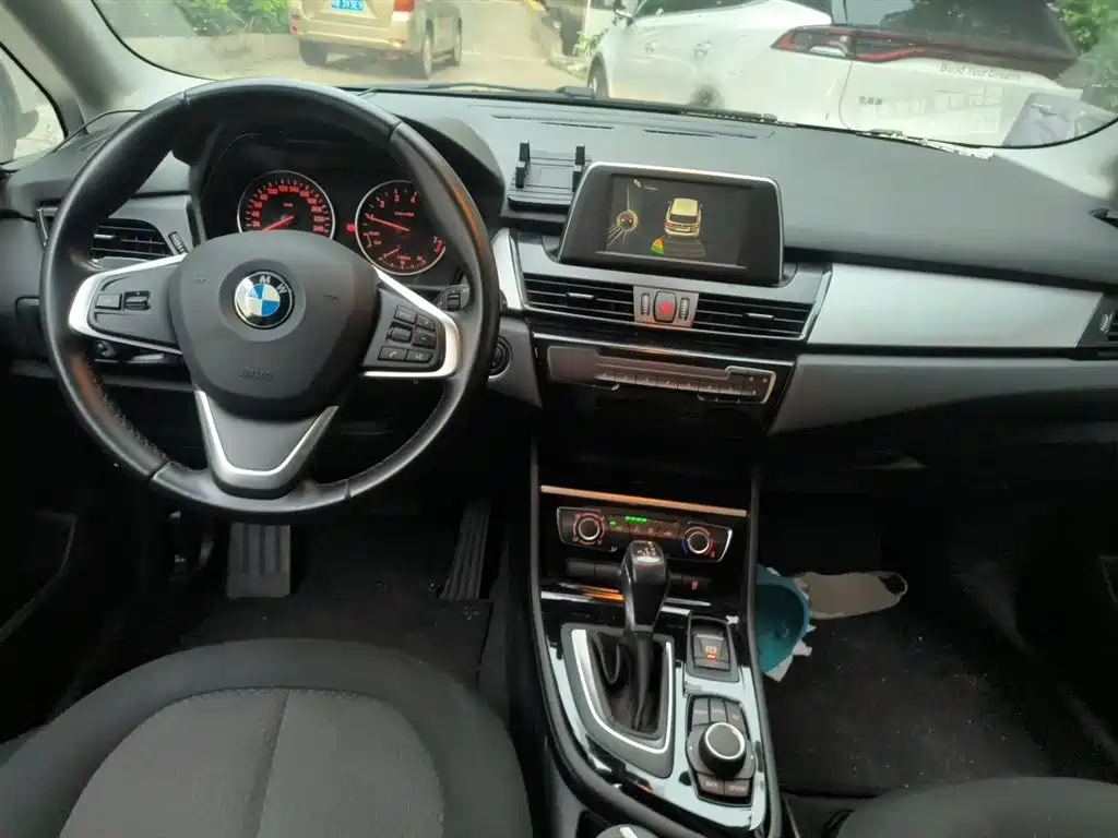 BMW 2 серии 2 2016 218i Fashion