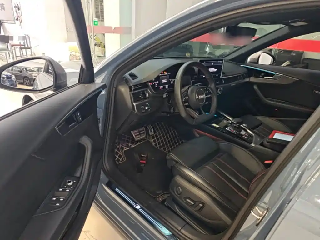 Audi A4L — миниатюра 12