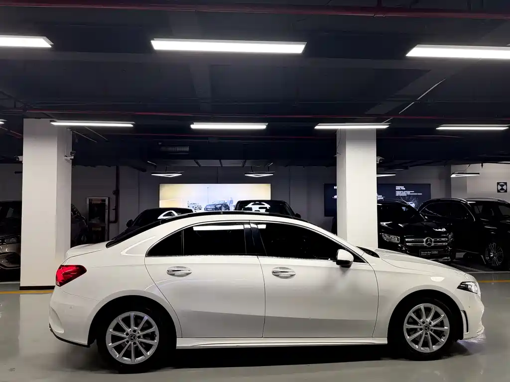 Mercedes-Benz A-Class A 2019 A 200 L Sport