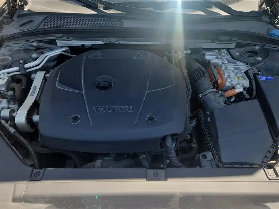 Volvo S90 2024 Luxury