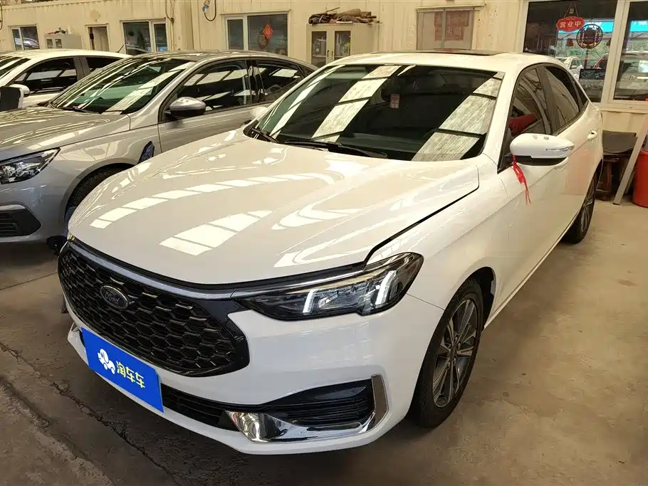 Купить Ford Escort
