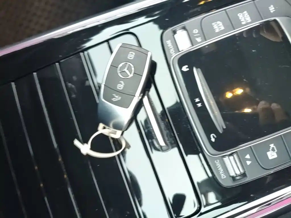 Mercedes-Benz GLA — миниатюра 9