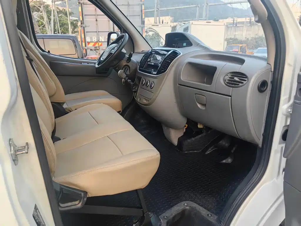 SAIC MAXUS XINTU V80