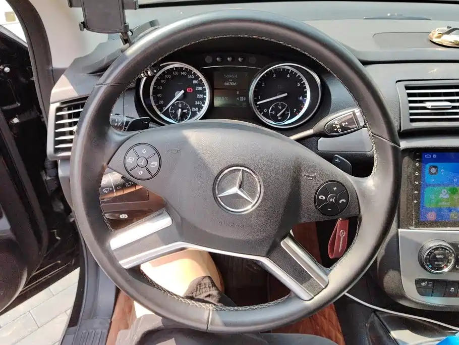 Mercedes-Benz R-Class — миниатюра 15