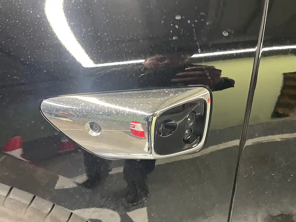 AITO ENJOY THE WORLD S9