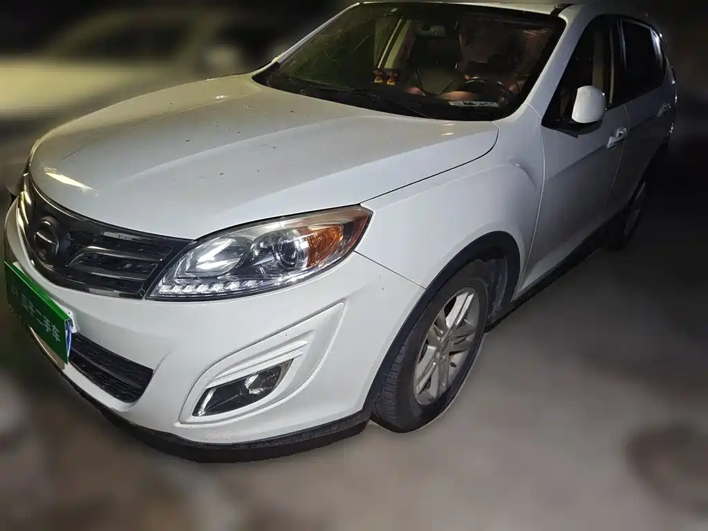 GAC Motor Trumpchi GS5 2014
