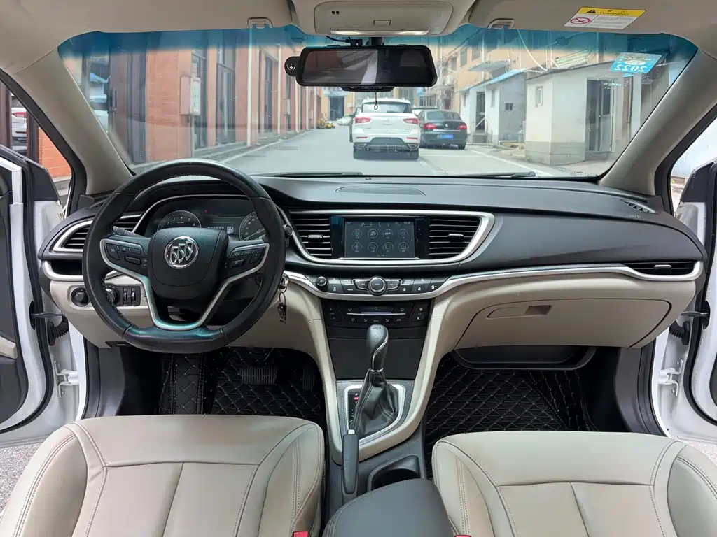Buick Excelle — миниатюра 6